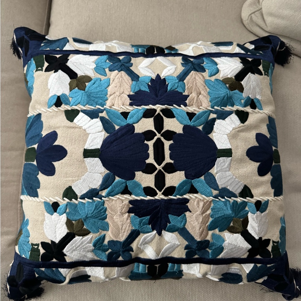 Anthropologie throw pillow - Noa pillow in blue